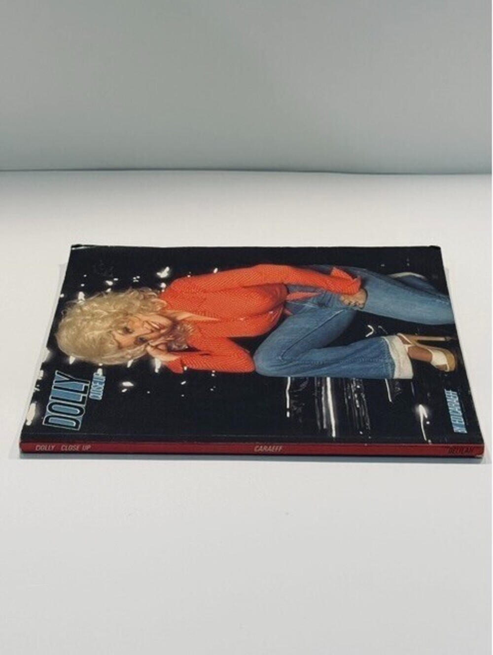 Dolly Close Up Ed Caraeff 1983 1st Edition Dolly Parton Photo Book Vintage Rare - Picture 4 of 9